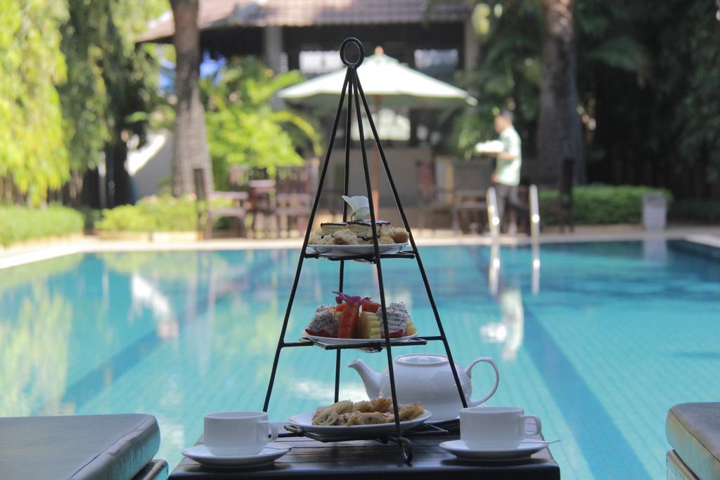 Starry Angkor Hotel Siem Reap Exterior photo